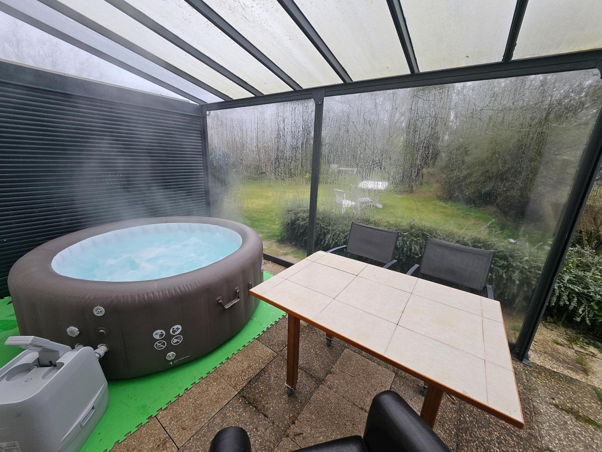 Maison Spacieuse Avec Jardin Et Salle De Sport 圣布里厄 外观 照片